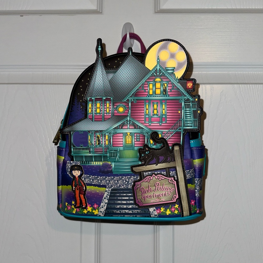 🆕 Coraline Pink Palace GID Loungefly Backpack